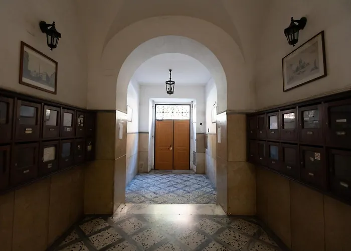 Guesthost - Esquilino Bright Appartamento